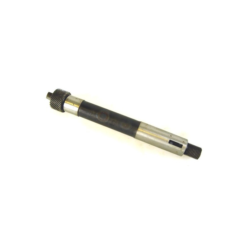 Driveshaft for pulley