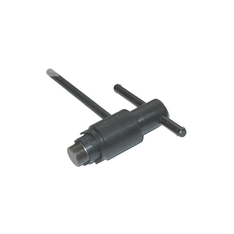 Adjusting tool for steering