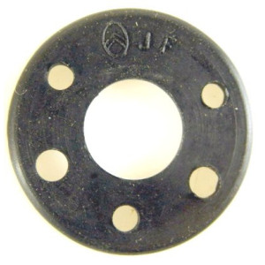 Rubber pad for boot lid handle