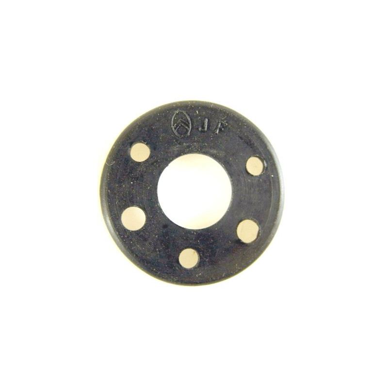 Rubber pad for boot lid handle