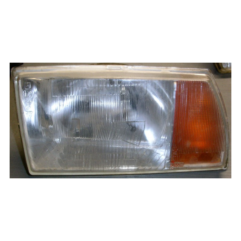 Headlamp left Visa R2 used
