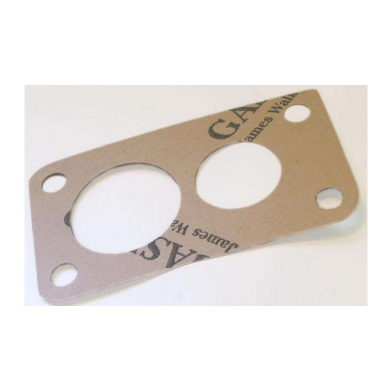 Seal between carburettor distance plate and carburettor