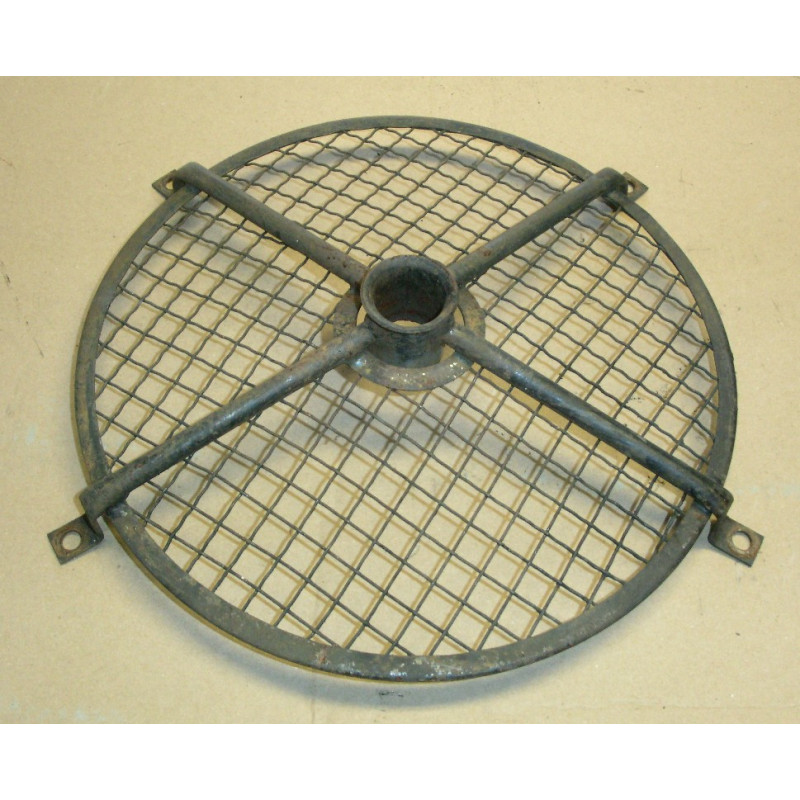 Protecting mesh for ventilator, used
