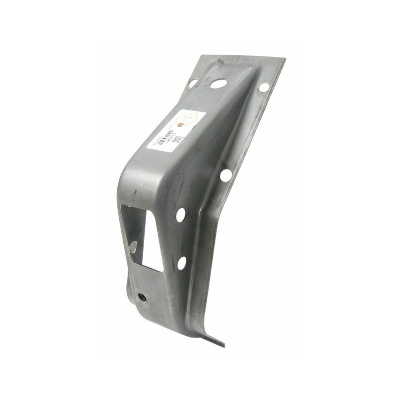 Mounting plate for master brake cylinder
