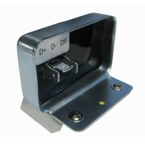 Regulador electrónico montado al acumulador