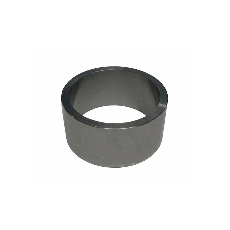 Spacing bush for front wheel bearings