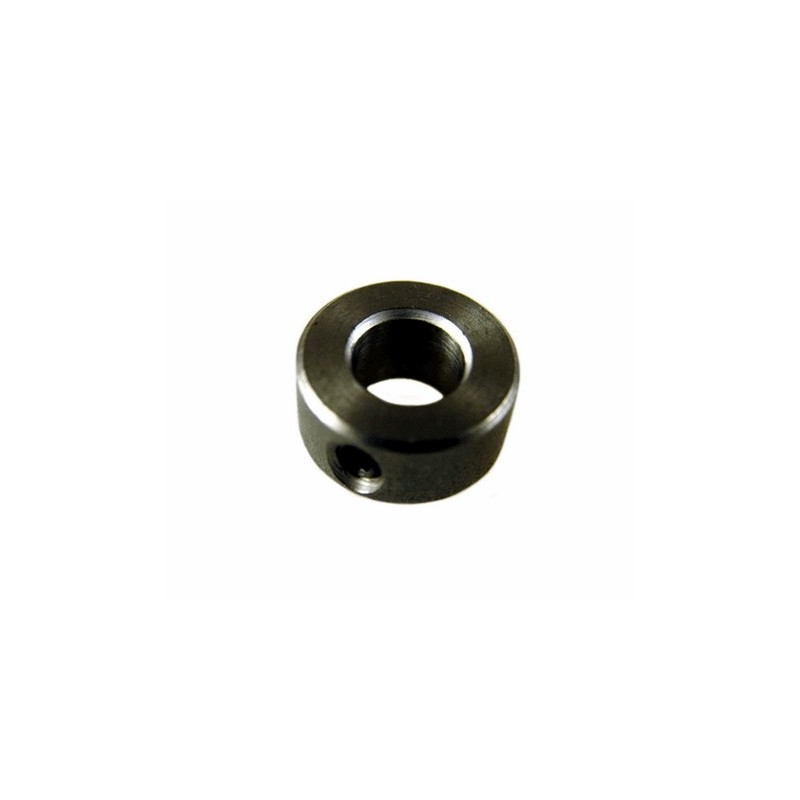 Spacing bush for ventilator