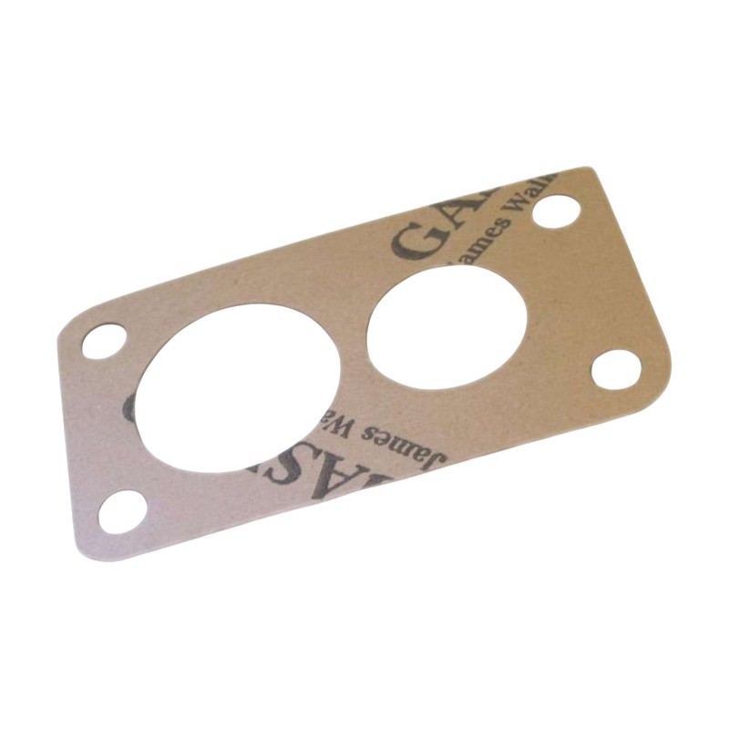 Seal between carburettor distance plate and carburettor